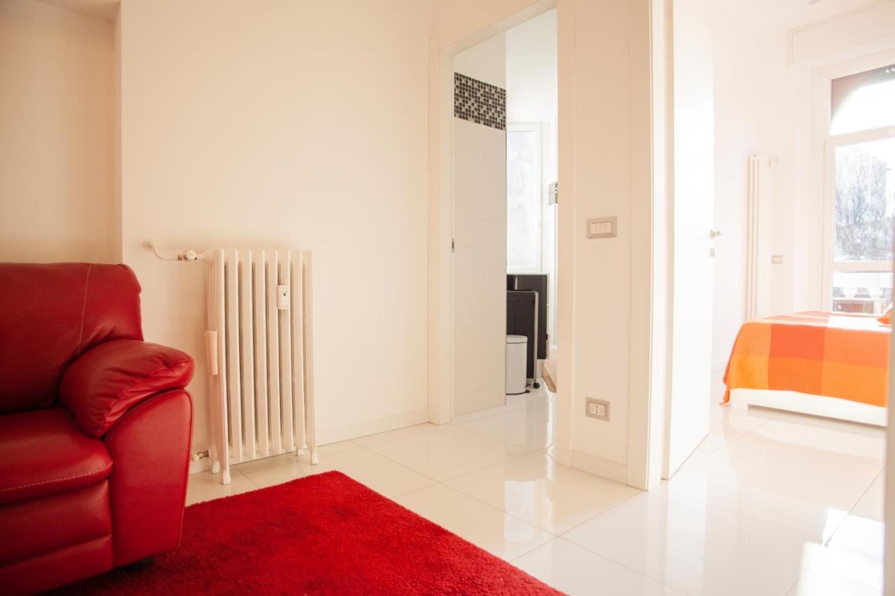 Lambrate Elegant Bright Apartment Milan Luaran gambar